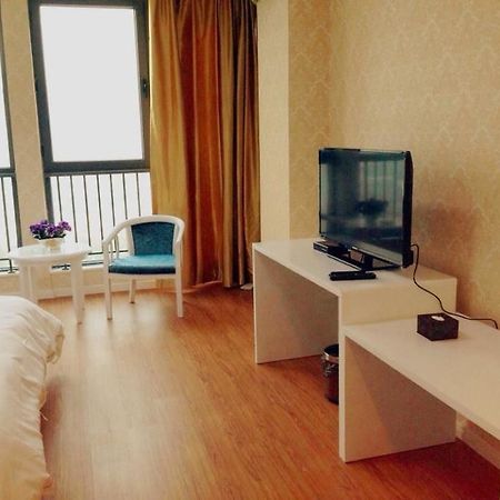 Zhenzhou Lantian Business Hotel Čeng-čou Exteriér fotografie