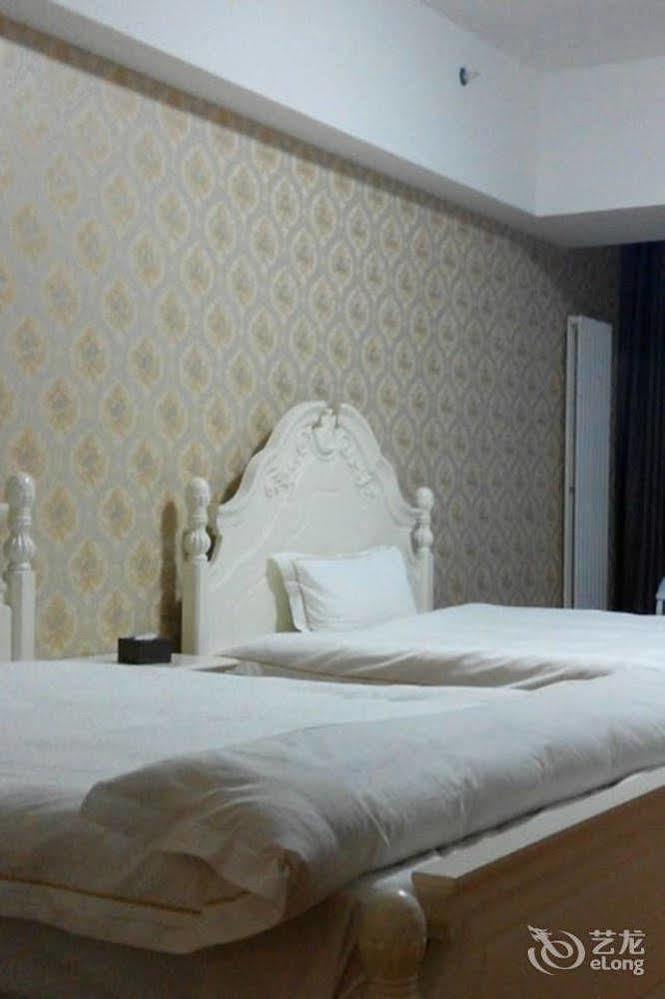 Zhenzhou Lantian Business Hotel Čeng-čou Exteriér fotografie